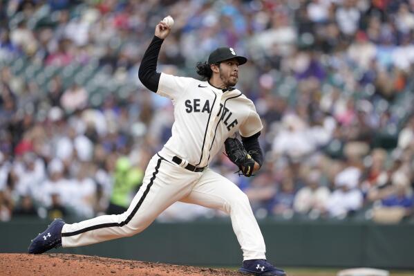 LEADING OFF Juneteenth around MLB and Father s Day AP News